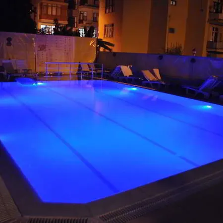 Apartmanhotel Damlatas Elegant 3*